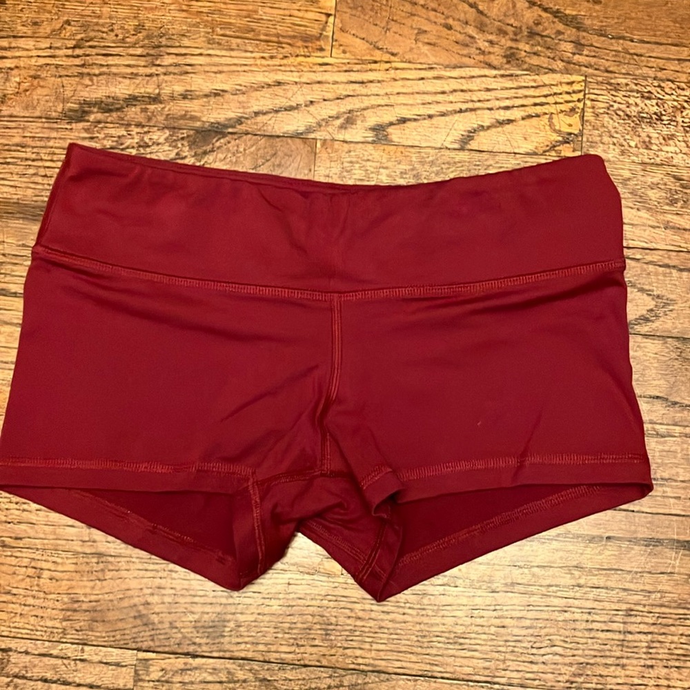 FLEO shorts